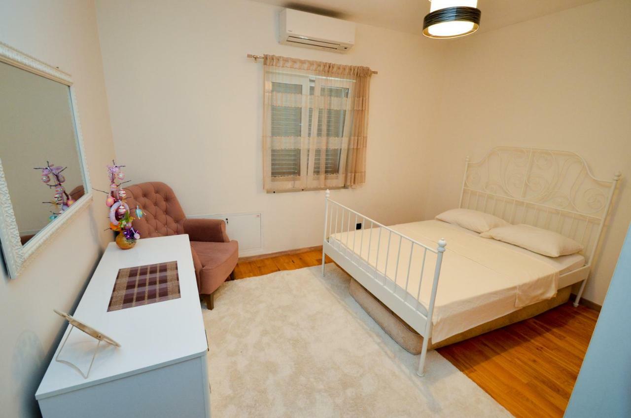 Apartment Radulovic Kotor Buitenkant foto